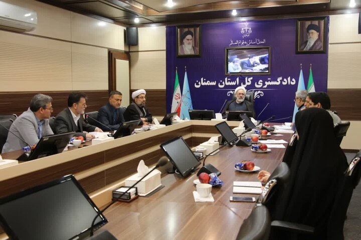 بازدید از زندانهای استان سمنان استمرار داشته باشد