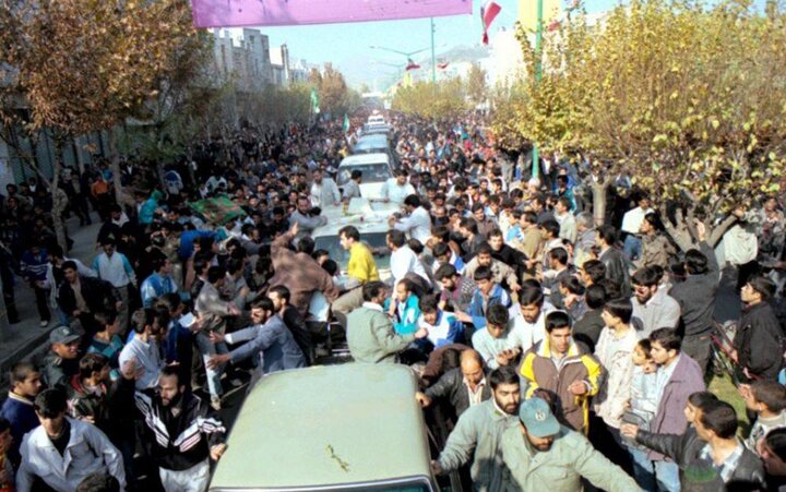 بازخوانی سفر رهبر معظم انقلاب به دیار آفتاب/ ۶۳۹ مصوبه تصویب شد