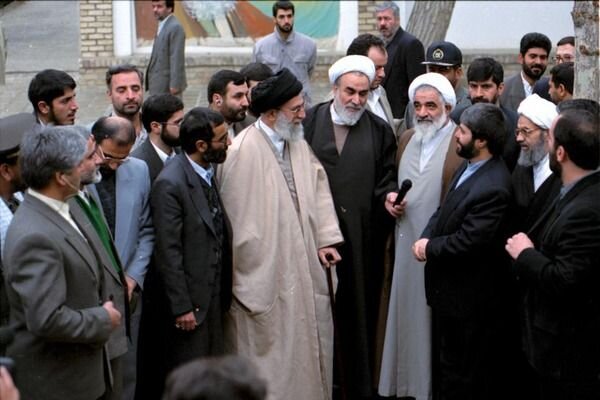 بازخوانی سفر رهبر معظم انقلاب به دیار آفتاب/ ۶۳۹ مصوبه تصویب شد