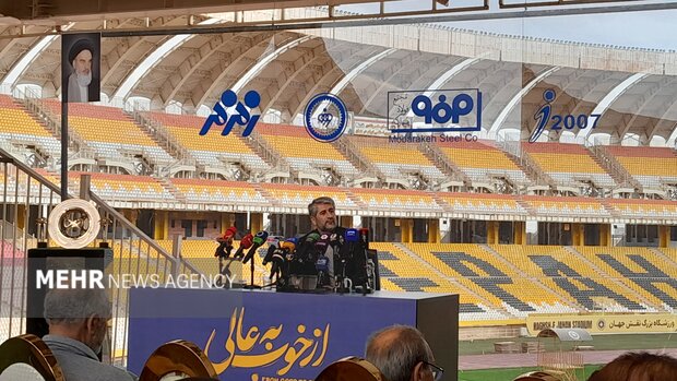 ورود بانوان به ورزشگاه نقش جهان تسهیل میشود؛مکاتبه برای خرید VAR