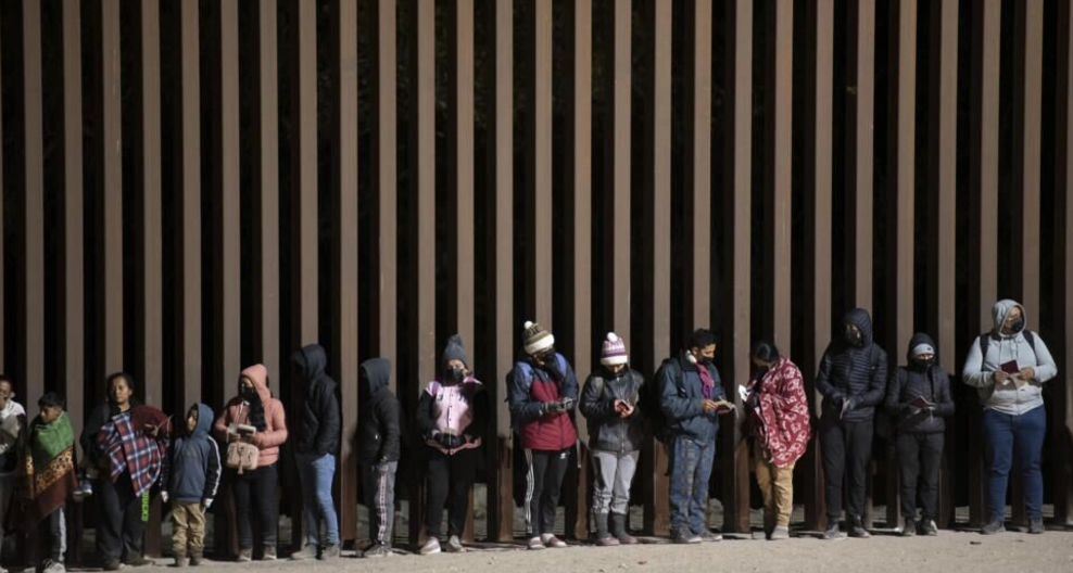 ۴ سال سیاه در انتظار مهاجران آمریکا؛ ترامپ چه برنامههایی دارد؟