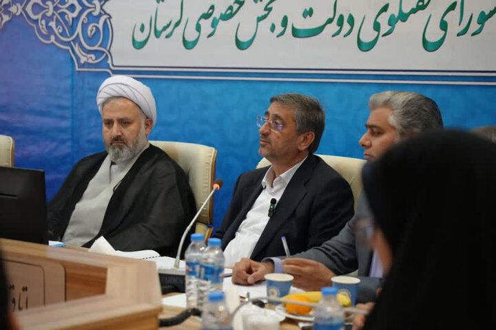 استاندار لرستان خطاب به مدیران: با راهحل به جلسه بیایید