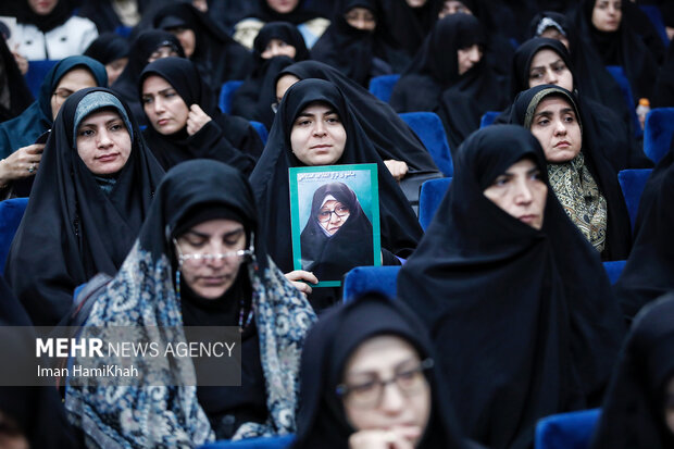 کنگره ملی بزرگداشت بانوی مبارز و انقلابی مرضیه حدیدچی «دباغ» در همدان