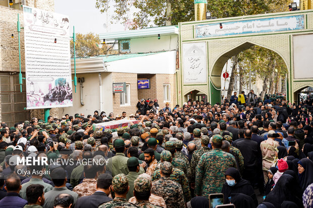 تشییع پیکر شهید «وحید اکبریان» در گرگان