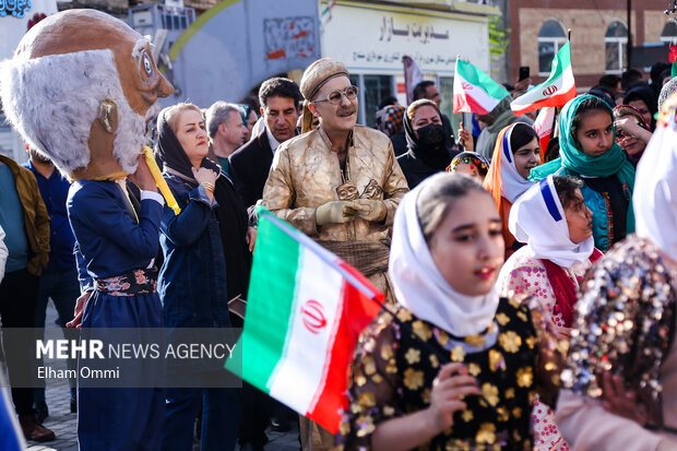 افتتاحیه سی و پنجمین جشنواره استانی تئاتر کردستان