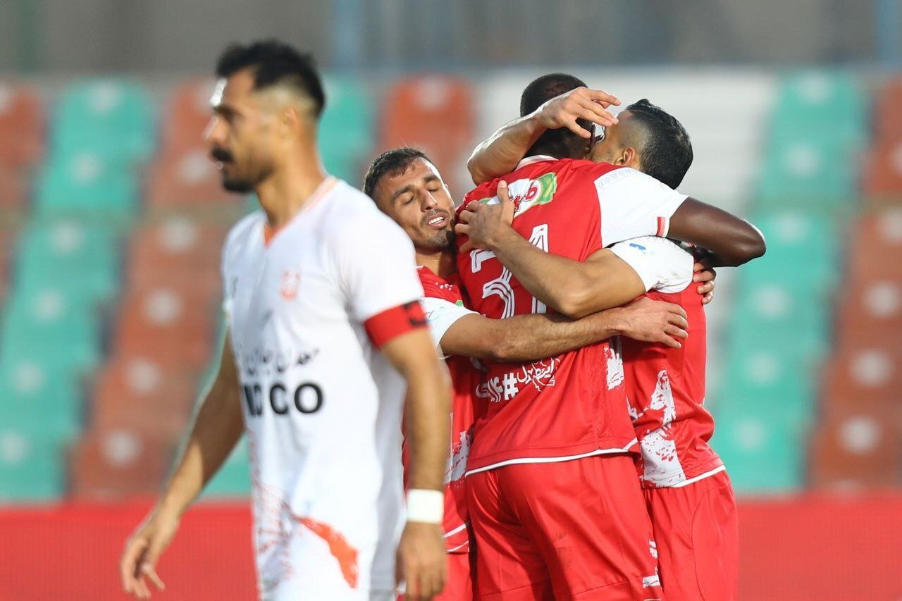 بازی تیم فوتبال پرسپولیس و مس سونگون