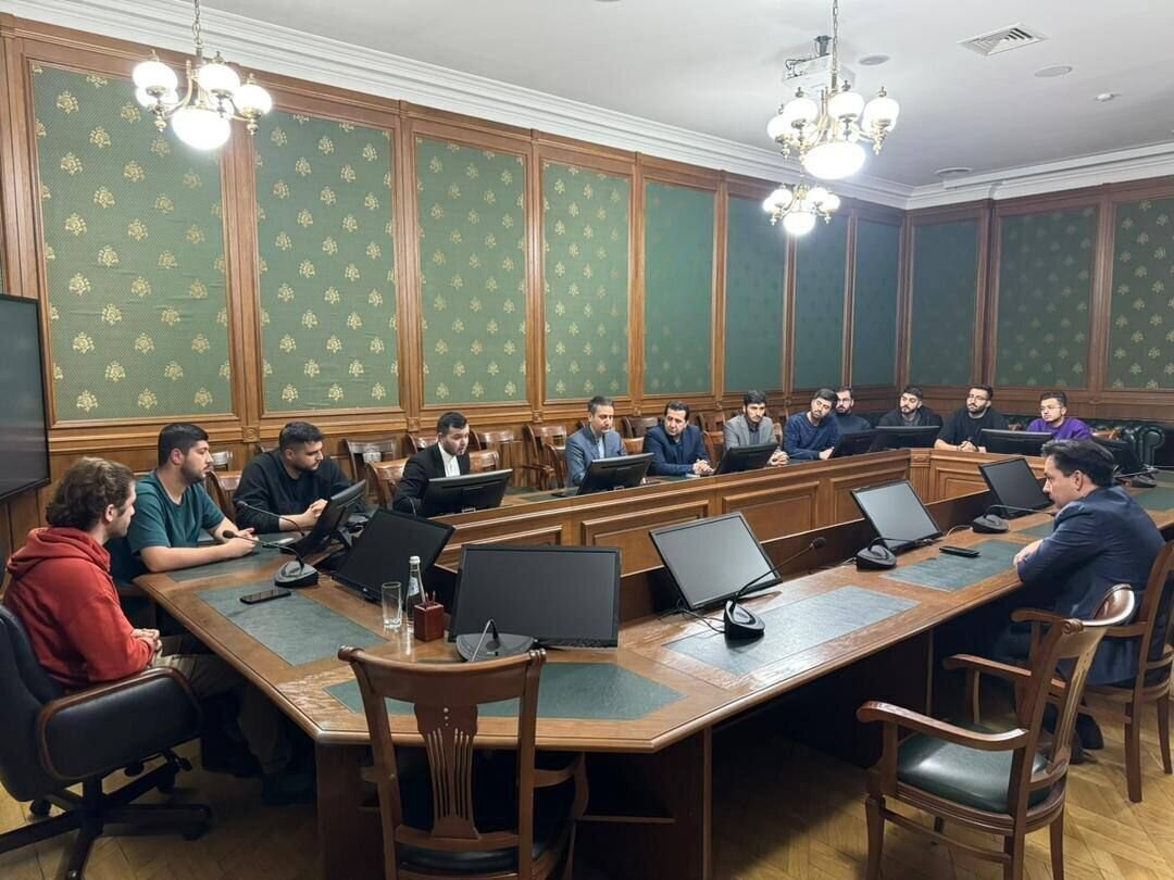 Iranian diplomats and students in meeting with Kazan Federal University Vice President for International Affairs Timur Alishev following Friday's clash at the university’s visa center.