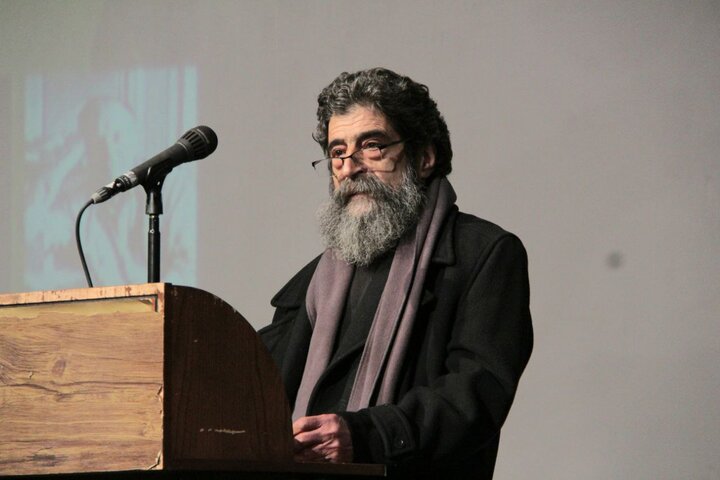 «دریابندری» با ایرانیزه و آبادانیزه کردن، ترجمه را جذاب میکرد «دریابندری» با ایرانیزه و آبادانیزه کردن، ترجمه را جذاب میکرد