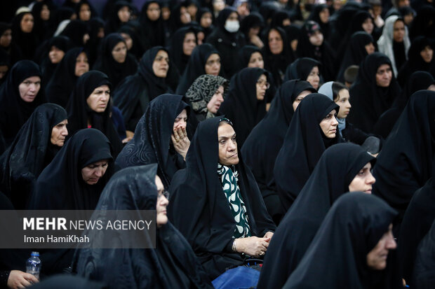 اجتماع بانوان دیار الوند به مناسبت بزرگداشت «خواهر دباغ»