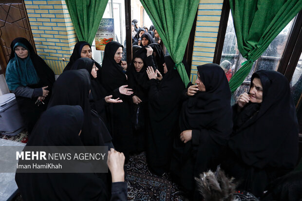 اجتماع بانوان دیار الوند به مناسبت بزرگداشت «خواهر دباغ»