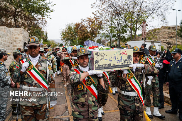 آئین استقبال از پیکر مطهر شهدای گمنام در شیراز