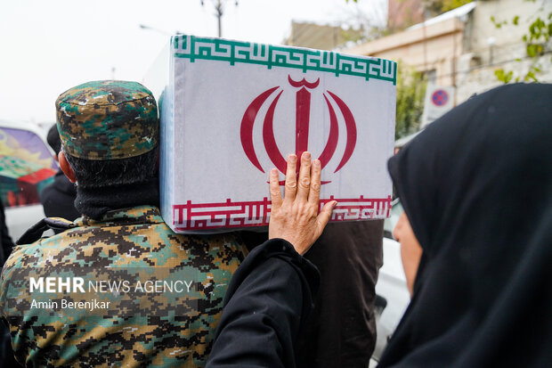 حال و هوای شهدایی مازندران در برگ ریزان پاییز حال و هوای شهدایی مازندران در برگ ریزان پاییز