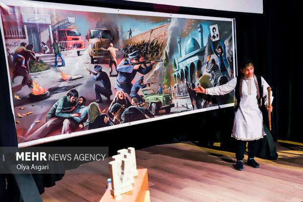 Gürgan halkının zülme karşı ayağa kalkmasını anlatan perde tanıtıldı Gürgan halkının zülme karşı ayağa kalkmasını anlatan perde tanıtıldı