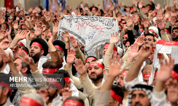 لقاء حشد كبير من التعبويين من كافة أنحاء البلاد مع قائد الثورة الإسلامية 