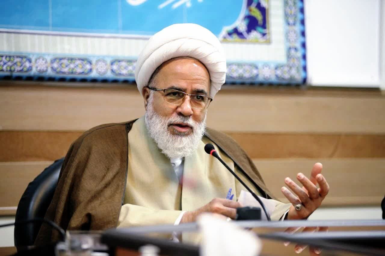 بعثت؛رسالت جهانی پیامبر اعظم(ص)/پیامبر محور وحدت ملسمانان است