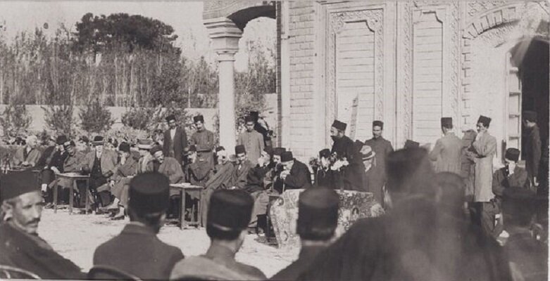 کلیات سعدی، به سعی ادیبِ سیاستمدار کلیات سعدی، به سعی ادیبِ سیاستمدار