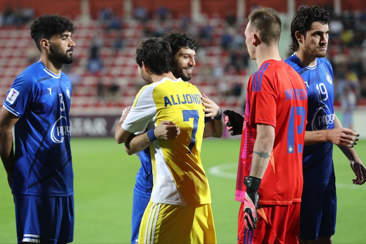 تساوی استقلال برابر پاختاکور و زنده ماندن امید آبیها به صعود