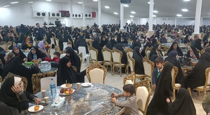 طنین «مرگ بر اسرائیل» در همایش بسیجیان فومن طنین «مرگ بر اسرائیل» در همایش بسیجیان فومن