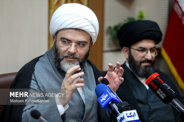 قمی: طرح «زندگی با آیهها» امسال باید گستره بیشتری از مردم را دربرگیرد