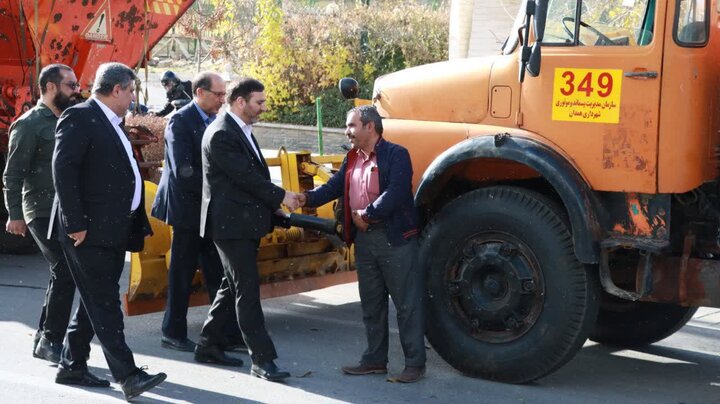 ۶۷ دستگاه ماشینآلات سازمانی و ظرفیت بخش خصوصی آماده عملیات زمستانی