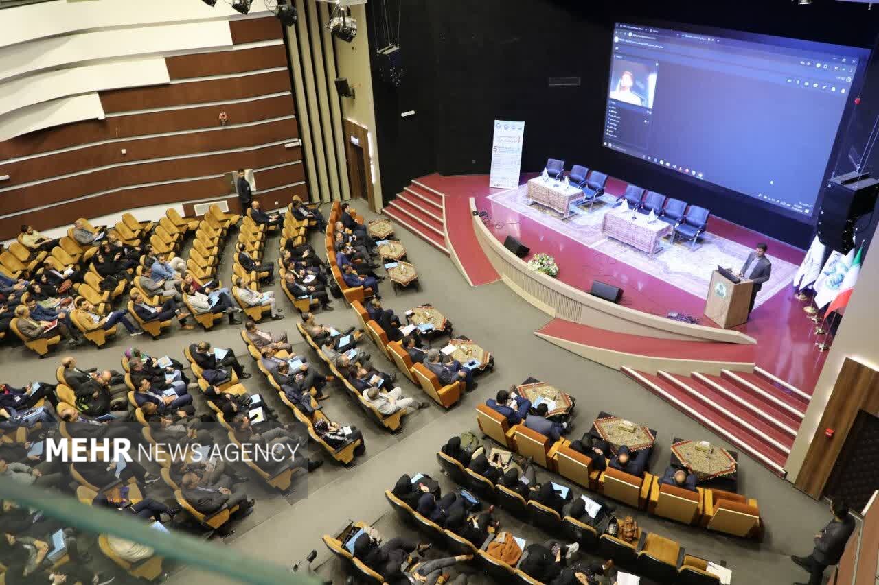 رفع چالشهای آب و فاضلاب مستلزم ارتباط منسجم با دانشگاههاست