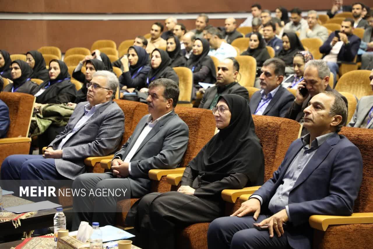 رفع چالشهای آب و فاضلاب مستلزم ارتباط منسجم با دانشگاههاست