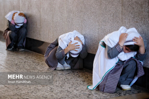 طراحی طبقه ایمن در مدارس اصفهان کلید خورد