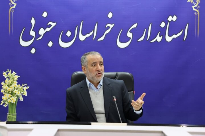 گلایه مردم از اجرای سختگیرانه قوانین در استان؛ به عمق خدمتم فکر میکنم گلایه مردم از اجرای سختگیرانه قوانین در استان؛ به عمق خدمتم فکر میکنم