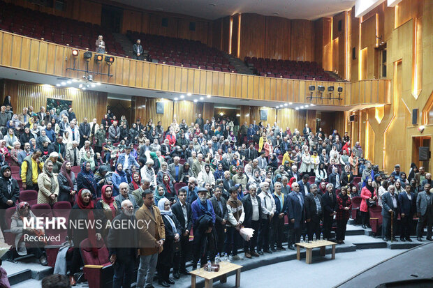 گردهمایی حافظ آموزان و مدرسان مرکز حافظ شناسی