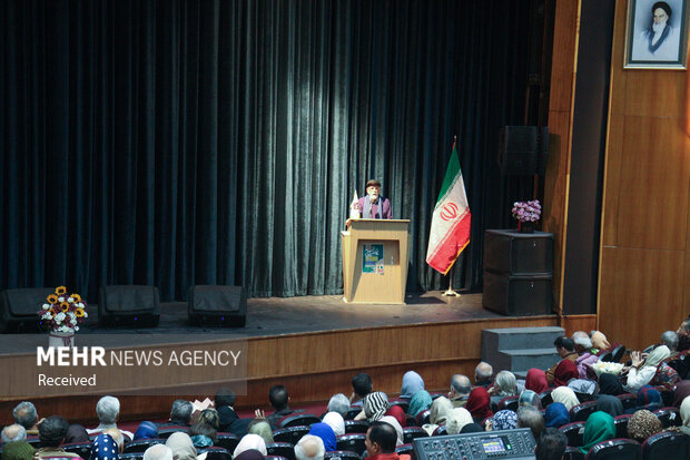 گردهمایی حافظ آموزان و مدرسان مرکز حافظ شناسی