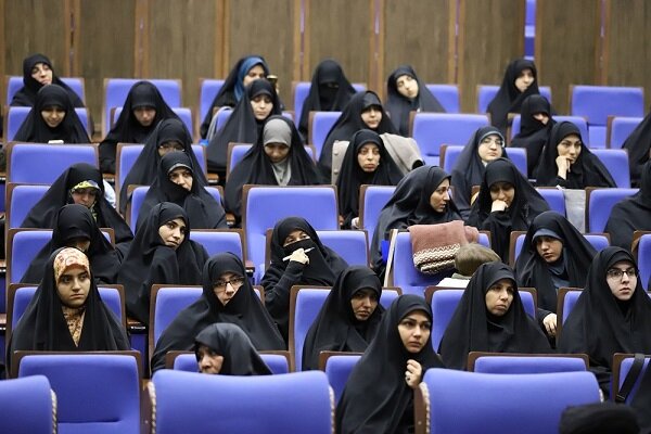 برترینهای مرحله استانی رقابت علمی طلاب خواهر معرفی شدند