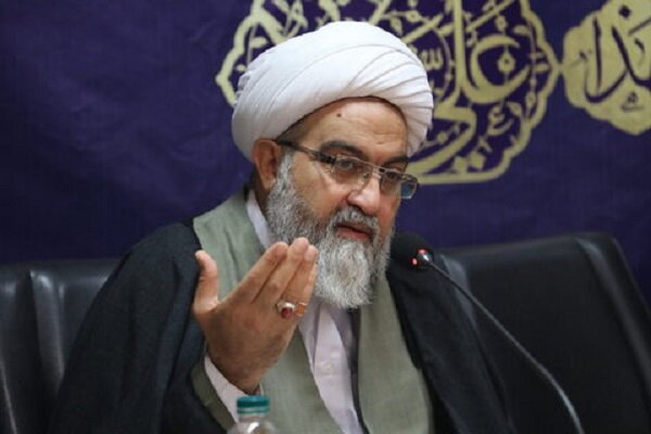 بدون توجه به تاریخ اندیشه نمیتوان نظریهپردازی در علوم انسانی داشت