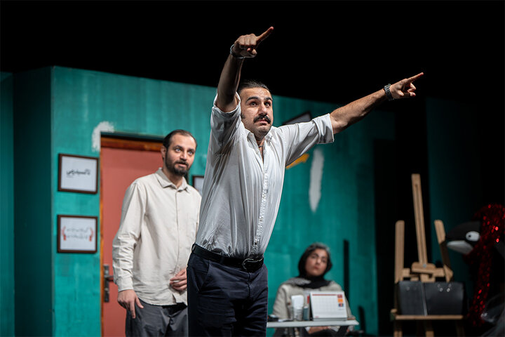 اجرای ویژه نمایش «بهمن» در تماشاخانه ملک