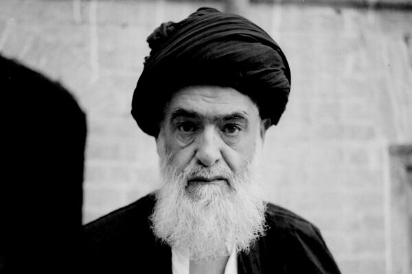 جلال «روحانیت» را عامل نجات ایران از سلطه بیگانگان میدانست