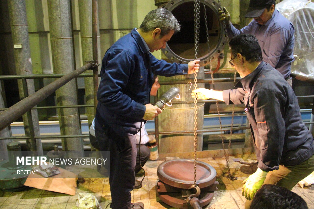 پنجه در پنجه گرما؛ وقتی برق آسان به دست نمیآید