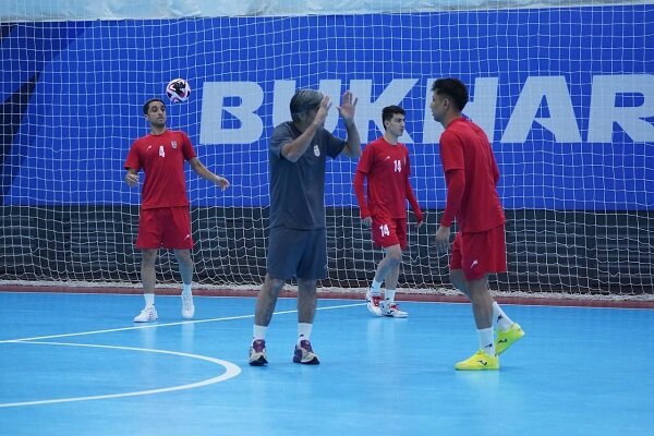 اسامی بازیکنان دعوت شده به اردوی تیم ملی فوتسال اعلام شد اسامی بازیکنان دعوت شده به اردوی تیم ملی فوتسال اعلام شد