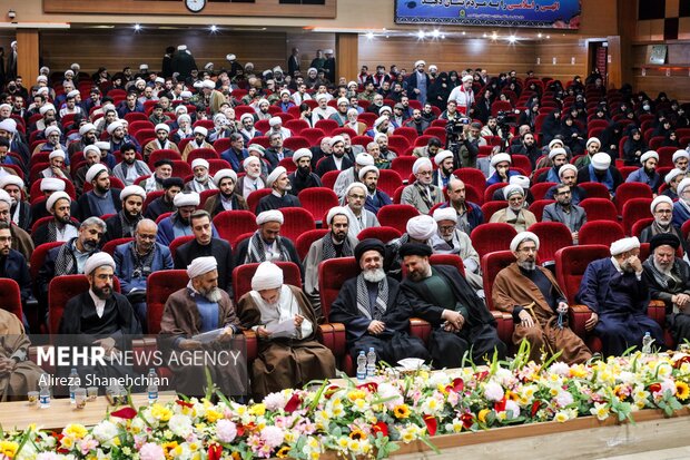 اجلاسیه بزرگداشت شهید میرزا کوچک جنگلی و شهدای طلبه و روحانی استان گیلان