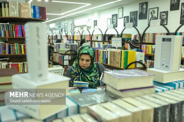 دورهمی اهالی کتاب و رسانه