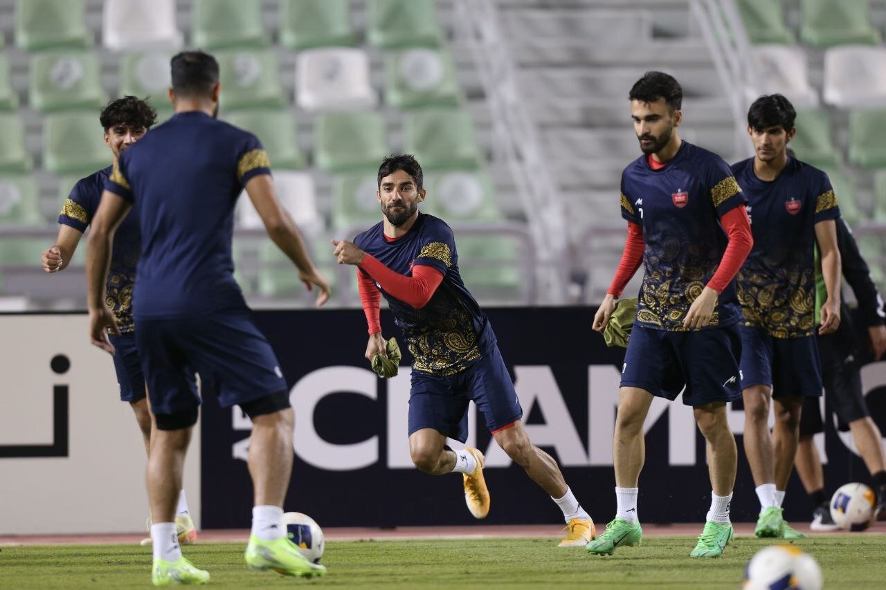 آخرین تمرین پرسپولیس قبل از بازی با الشرطه عراق برگزار شد آخرین تمرین پرسپولیس قبل از بازی با الشرطه عراق برگزار شد