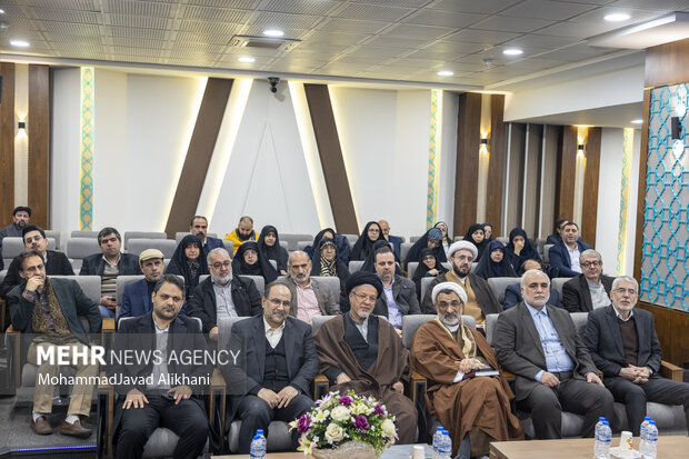 نشست تحول الگوی حکمرانی اسلامی ایرانی پیشرفت