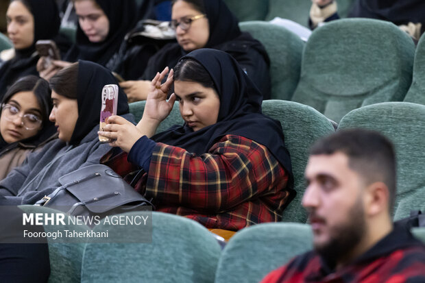 نشست سخنگوی شورای نگهبان با دانشجویان