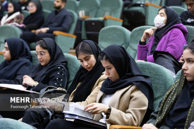 نشست سخنگوی شورای نگهبان با دانشجویان