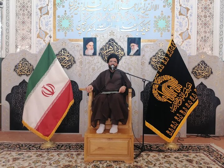 حضرت فاطمه(س) تبیینگر گفتمان قرآنی پیامبر اسلام(ص) بود