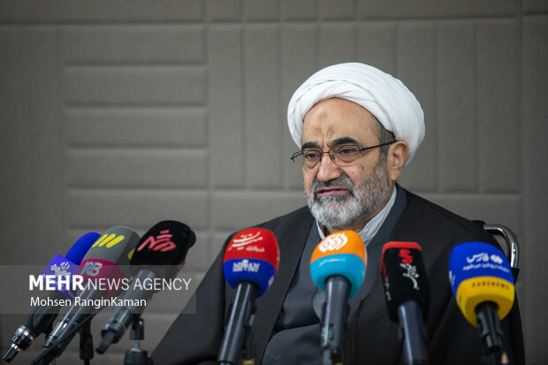 نشست خبری فراخوان همایش علمی «حلقه‌های میانی؛ پیشران جامعه‌پردازی در نظام انقلابی»