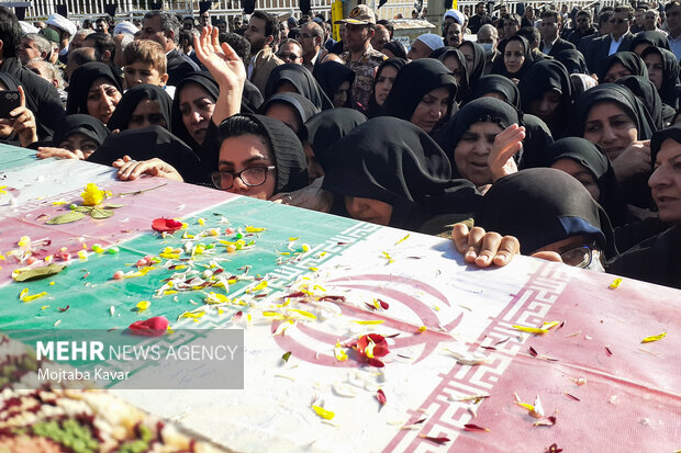 آئین استقبال از پیکر مطهر ۲ شهید گمنام در دهلران