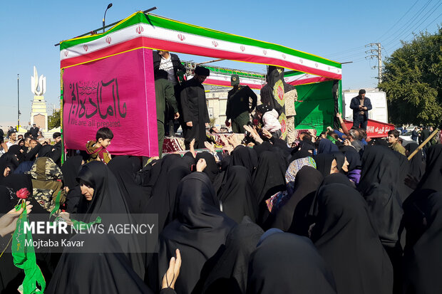 گزارش میدانی خبرنگار مهر از تشییع پیکر مطهر شهدای گمنام در دهلران