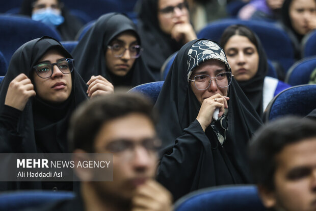 مراسم بزرگداشت روز دانشجو و یادبود آخرین حضور دانشگاهی شهید رئیسی