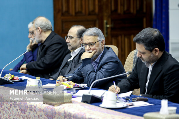 جلسه شورای عالی انقلاب فرهنگی