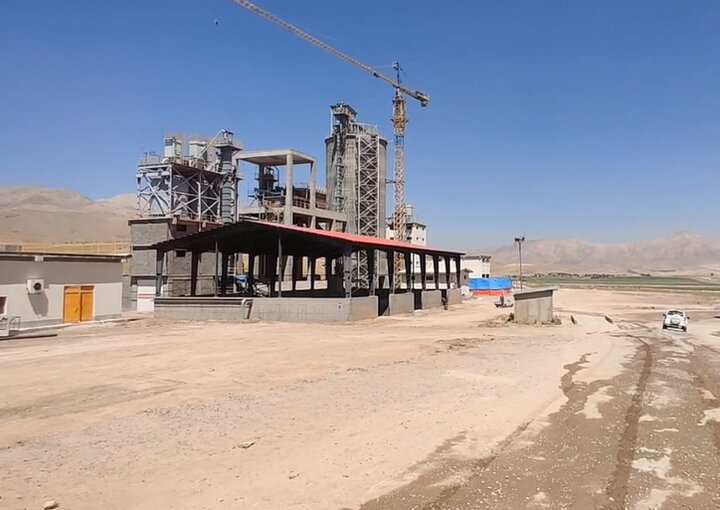 وعده راهاندازی دومین صنعت سیمان لرستان تا اسفند امسال