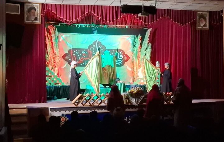 مهمانی لالههای عاشق در دیار معلمان دین و اخلاق